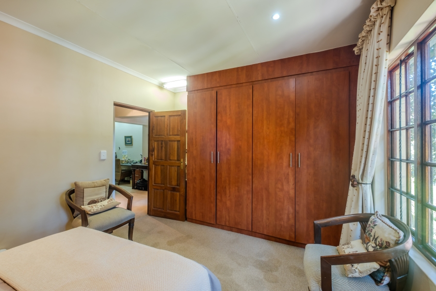 5 Bedroom Property for Sale in Waterkloof Gauteng