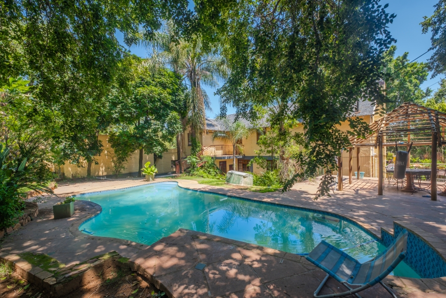 5 Bedroom Property for Sale in Waterkloof Gauteng