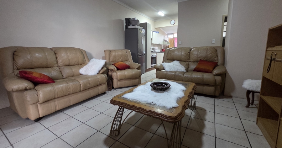 2 Bedroom Property for Sale in Hermanstad Gauteng