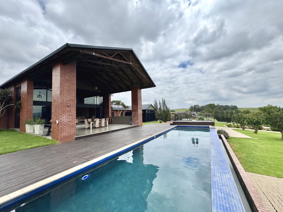 6 Bedroom Property for Sale in Blue Saddle Ranches Gauteng