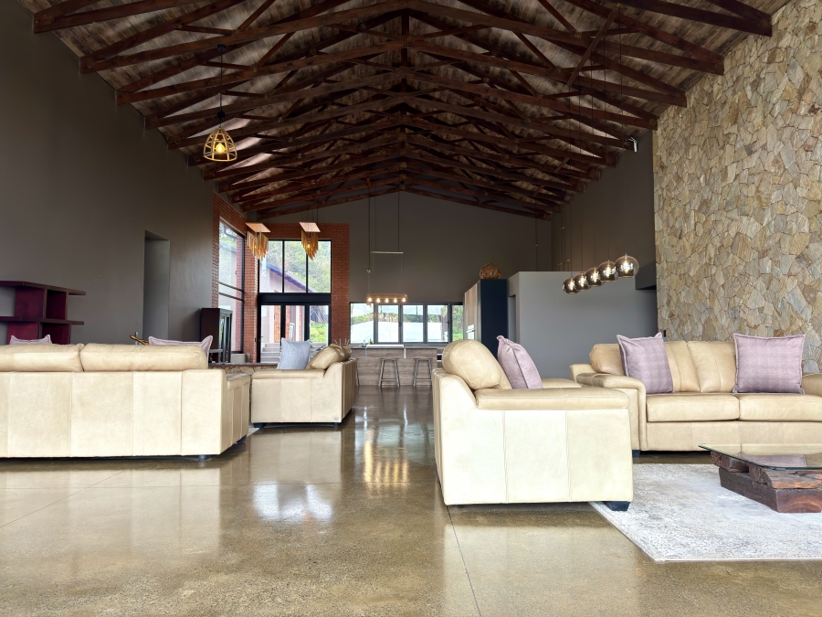 6 Bedroom Property for Sale in Blue Saddle Ranches Gauteng