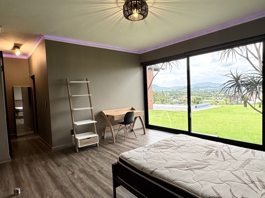 6 Bedroom Property for Sale in Blue Saddle Ranches Gauteng