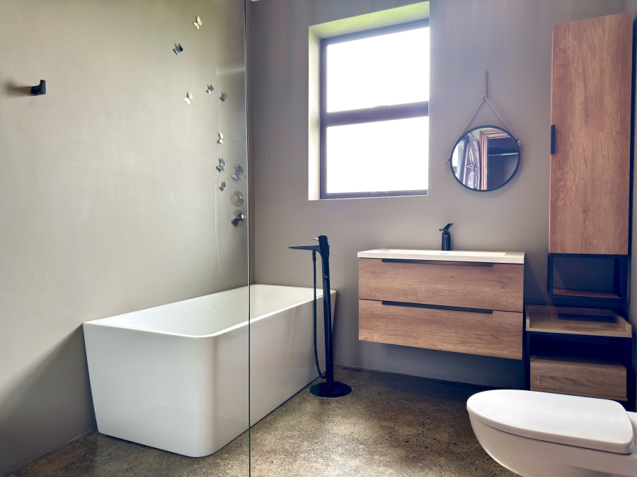 6 Bedroom Property for Sale in Blue Saddle Ranches Gauteng