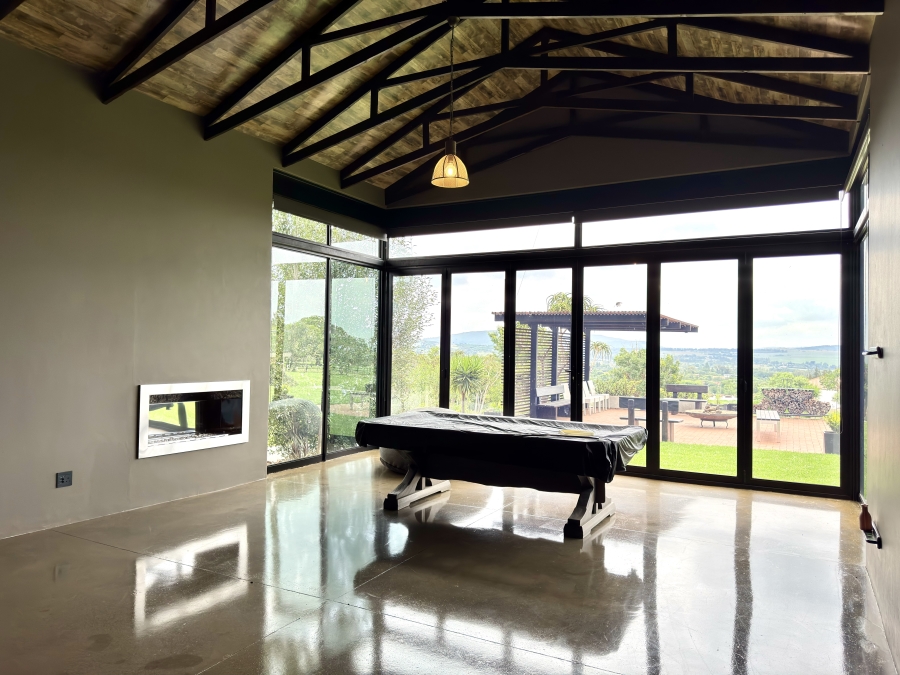 6 Bedroom Property for Sale in Blue Saddle Ranches Gauteng