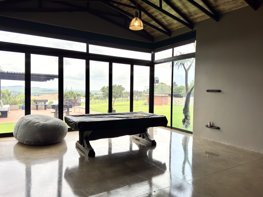 6 Bedroom Property for Sale in Blue Saddle Ranches Gauteng