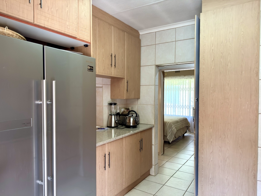4 Bedroom Property for Sale in Birchleigh North Gauteng