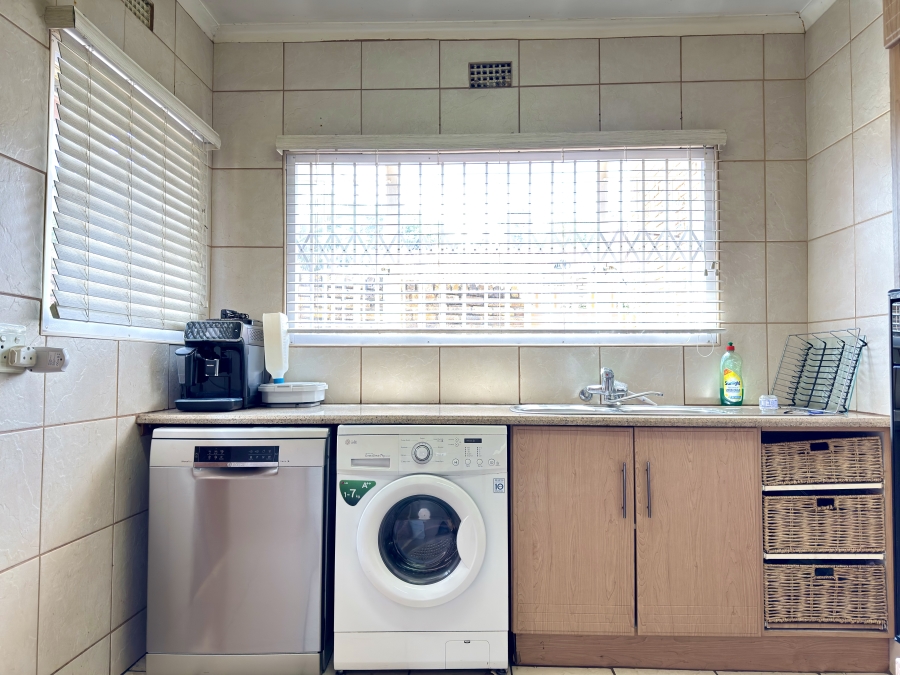 4 Bedroom Property for Sale in Birchleigh North Gauteng