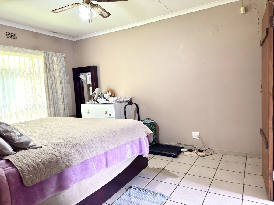4 Bedroom Property for Sale in Birchleigh North Gauteng