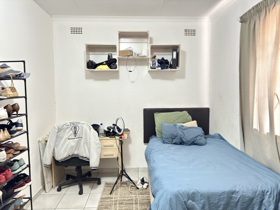 4 Bedroom Property for Sale in Birchleigh North Gauteng