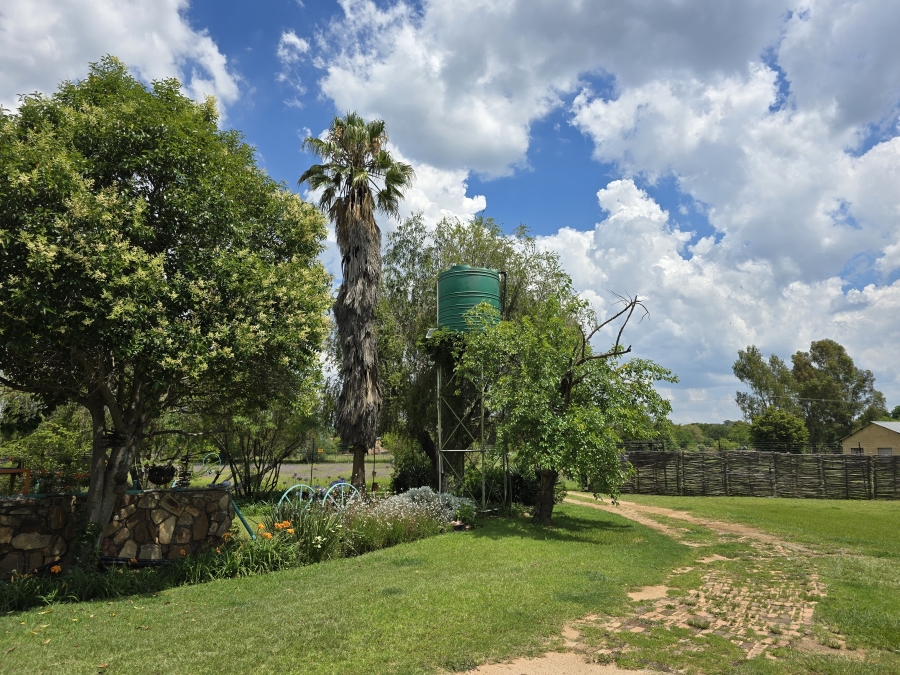 4 Bedroom Property for Sale in Lewzene Estate Gauteng