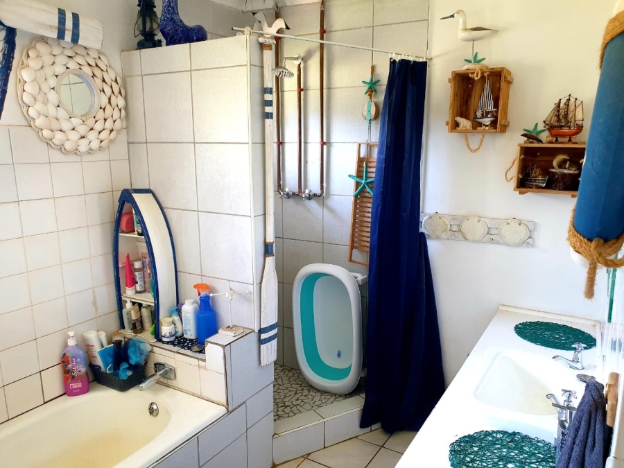 4 Bedroom Property for Sale in Lewzene Estate Gauteng