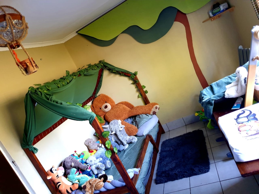 4 Bedroom Property for Sale in Lewzene Estate Gauteng