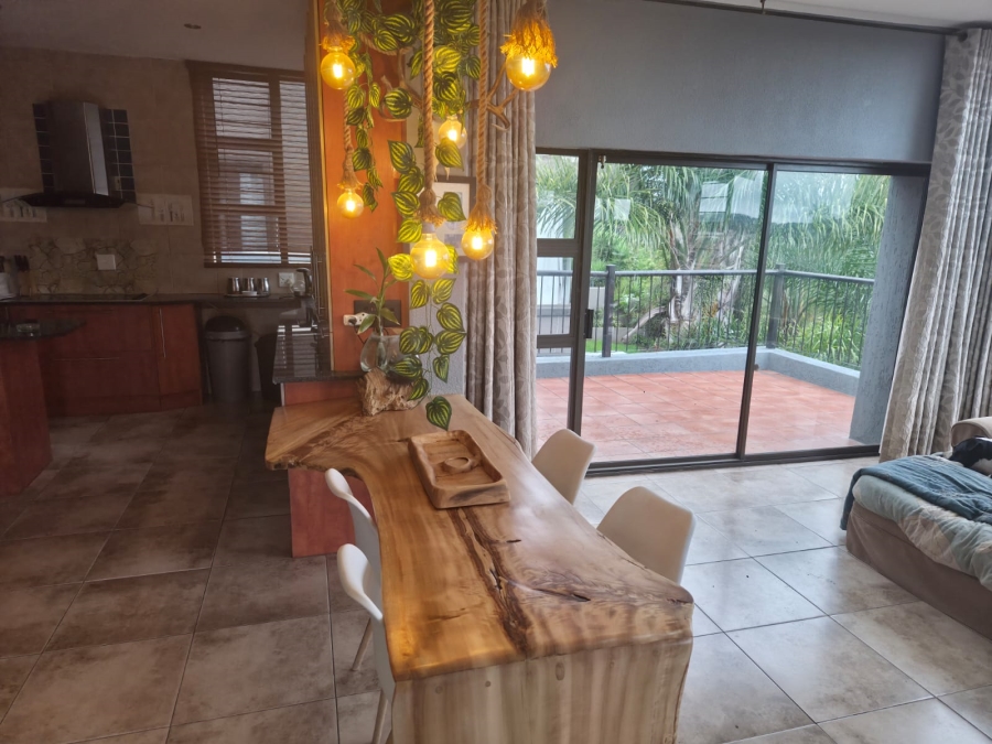 4 Bedroom Property for Sale in Roodekrans A H Gauteng