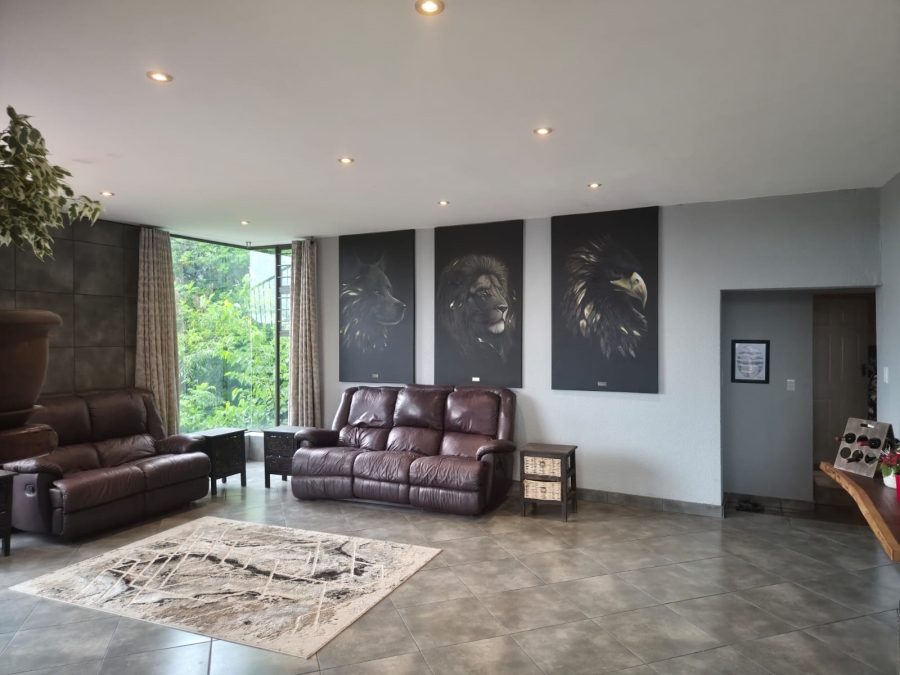 4 Bedroom Property for Sale in Roodekrans A H Gauteng