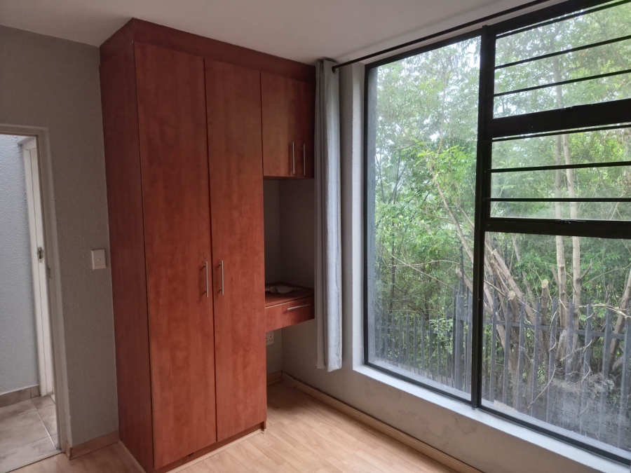 4 Bedroom Property for Sale in Roodekrans A H Gauteng