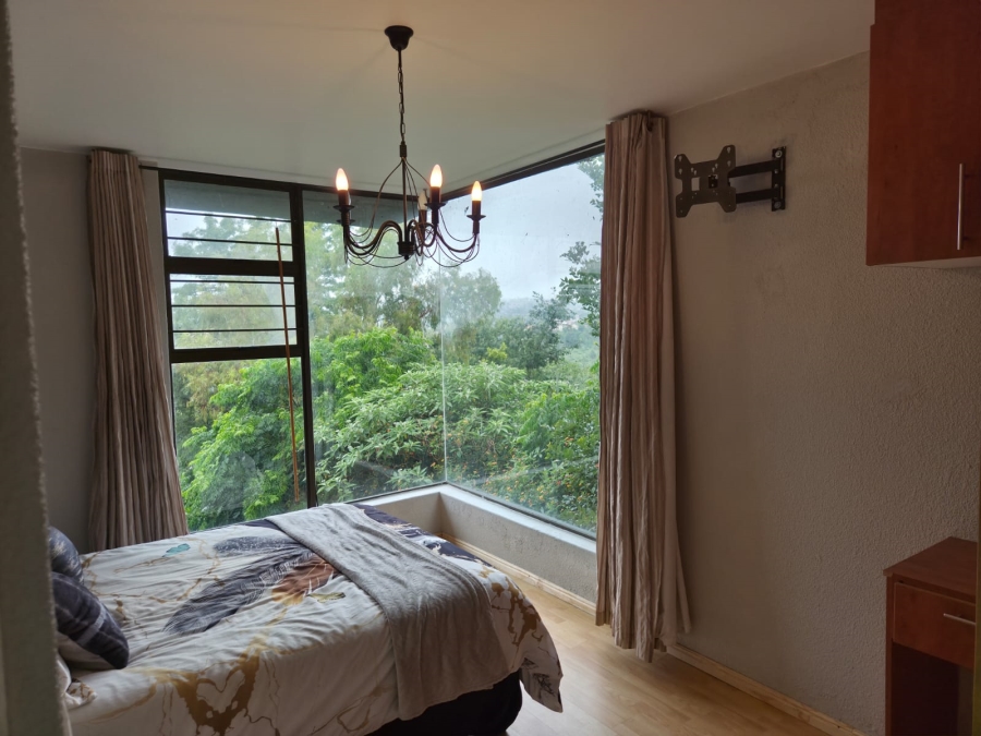 4 Bedroom Property for Sale in Roodekrans A H Gauteng