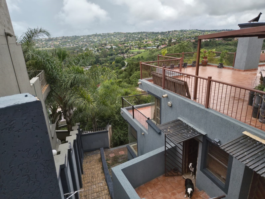 4 Bedroom Property for Sale in Roodekrans A H Gauteng