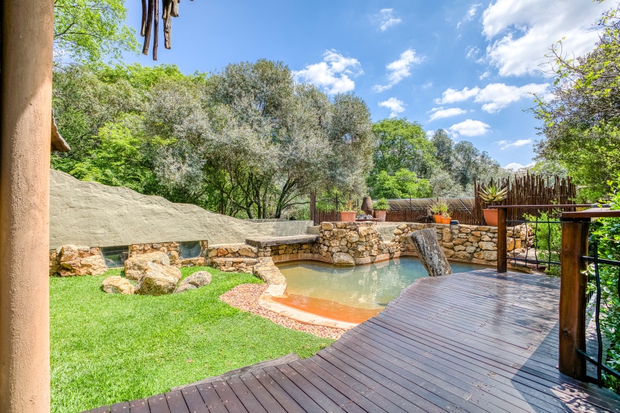 4 Bedroom Property for Sale in Chartwell Gauteng