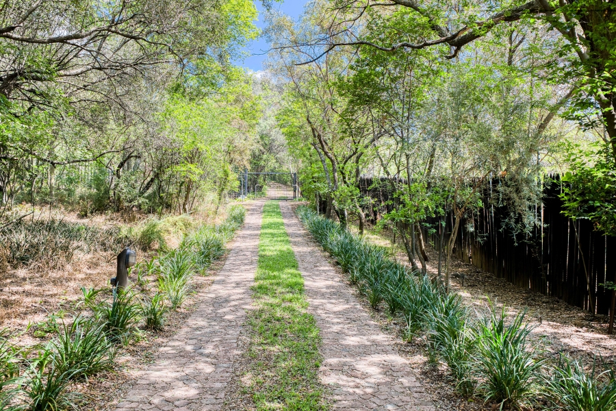 4 Bedroom Property for Sale in Chartwell Gauteng