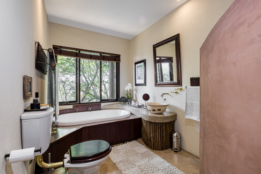 4 Bedroom Property for Sale in Chartwell Gauteng