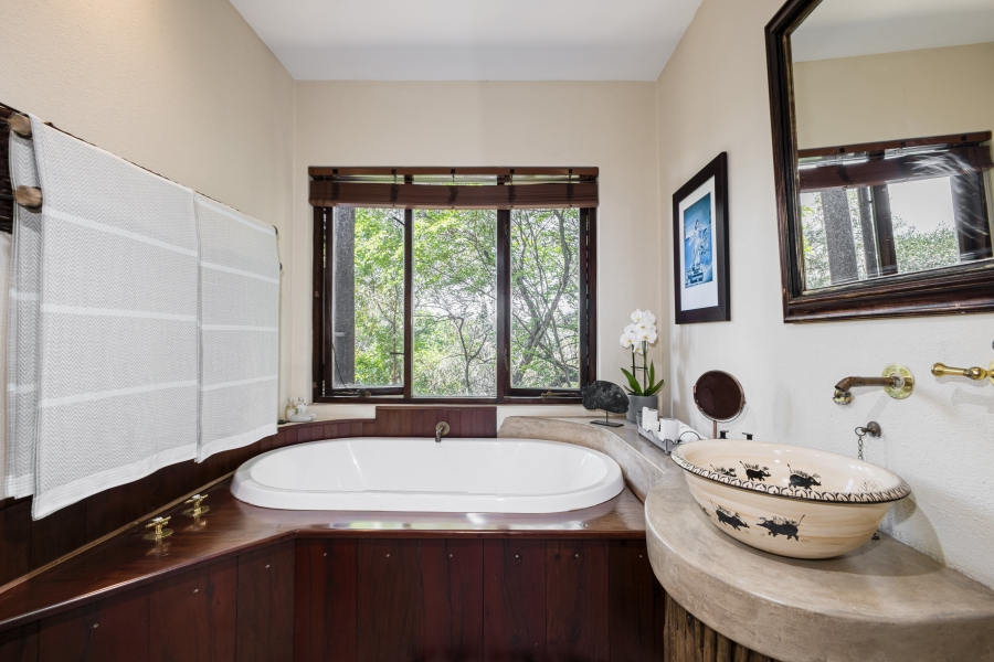 4 Bedroom Property for Sale in Chartwell Gauteng