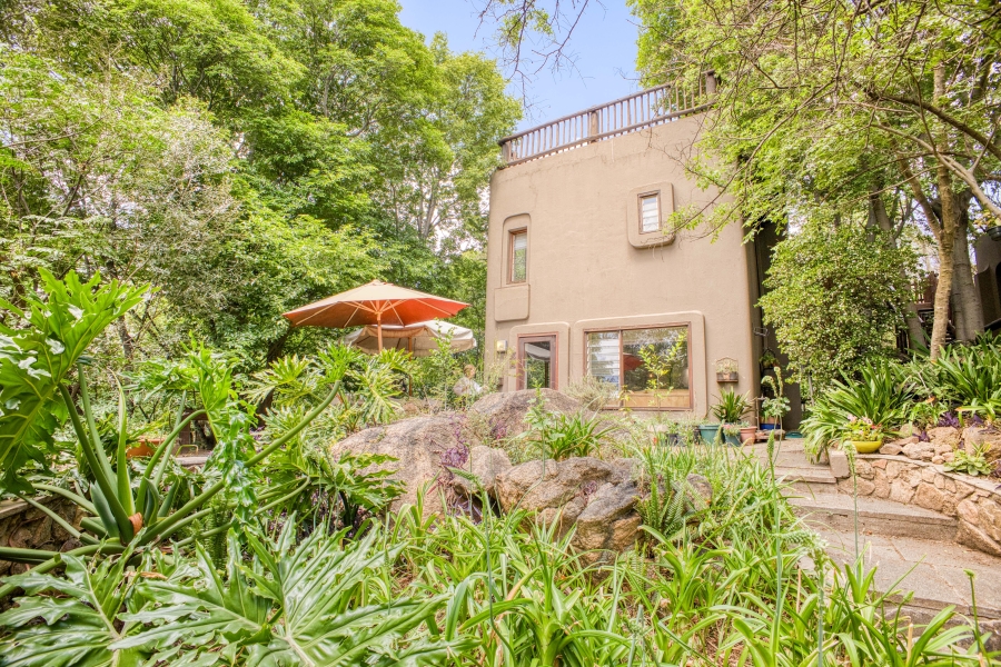 4 Bedroom Property for Sale in Chartwell Gauteng