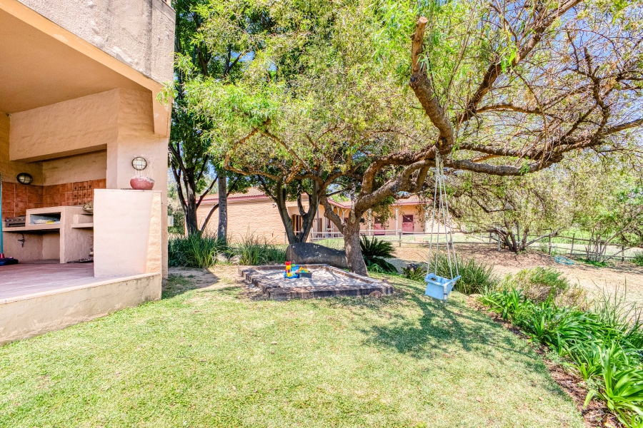 4 Bedroom Property for Sale in Chartwell Gauteng