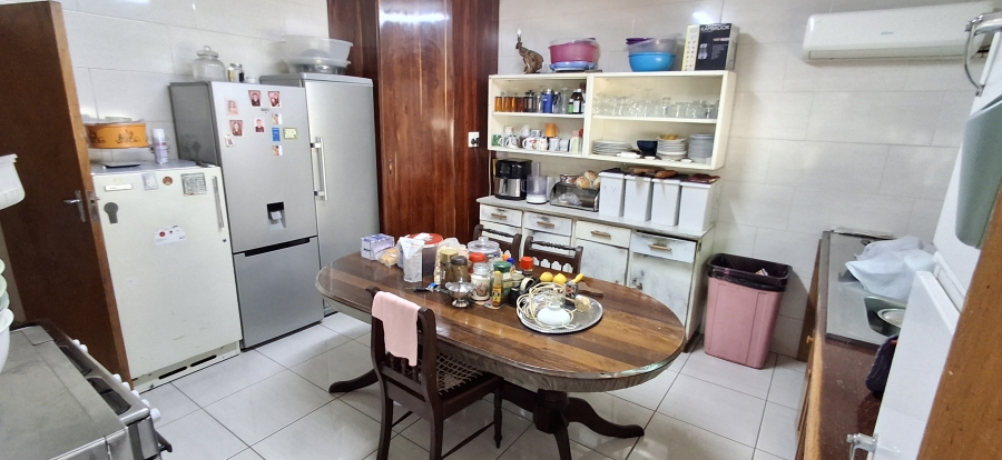 7 Bedroom Property for Sale in Pretoria Gardens Gauteng