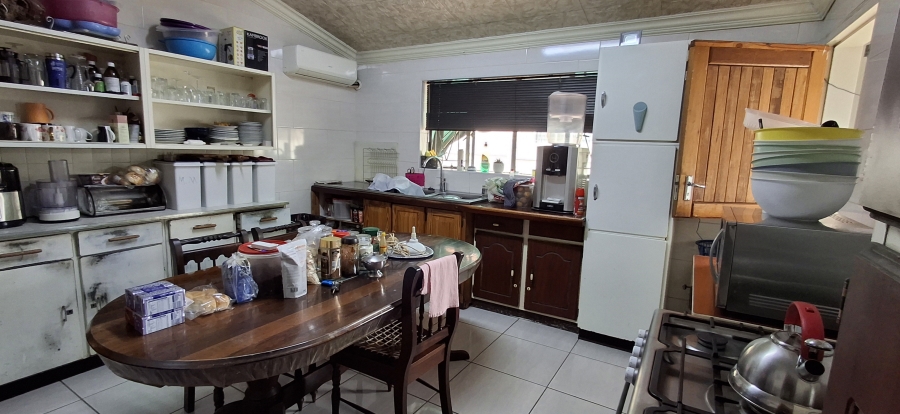 7 Bedroom Property for Sale in Pretoria Gardens Gauteng