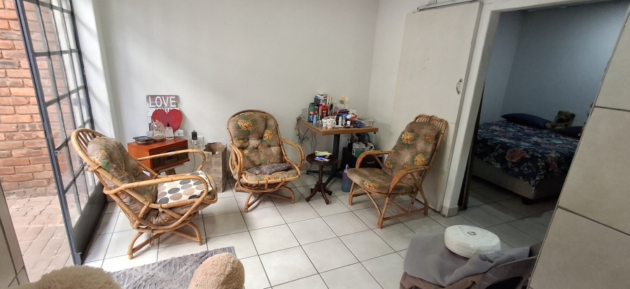 7 Bedroom Property for Sale in Pretoria Gardens Gauteng