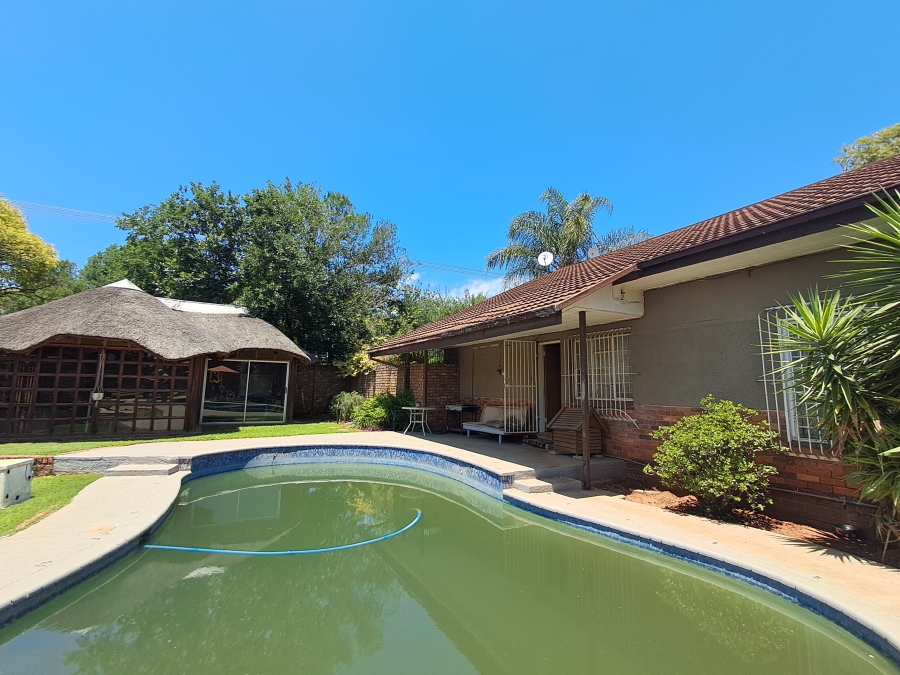 4 Bedroom Property for Sale in Pretoria Gardens Gauteng