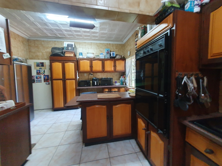 4 Bedroom Property for Sale in Pretoria Gardens Gauteng