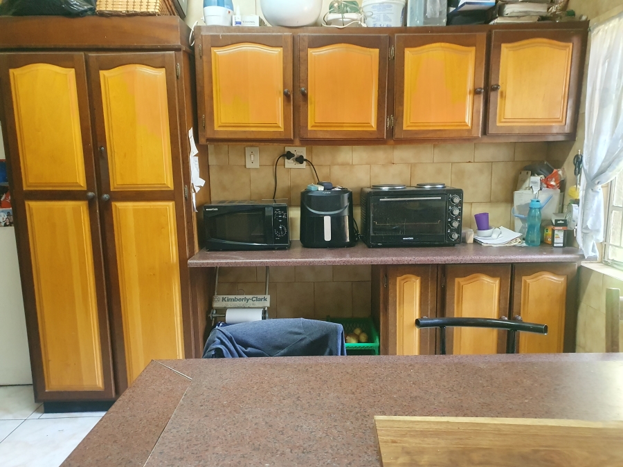 4 Bedroom Property for Sale in Pretoria Gardens Gauteng