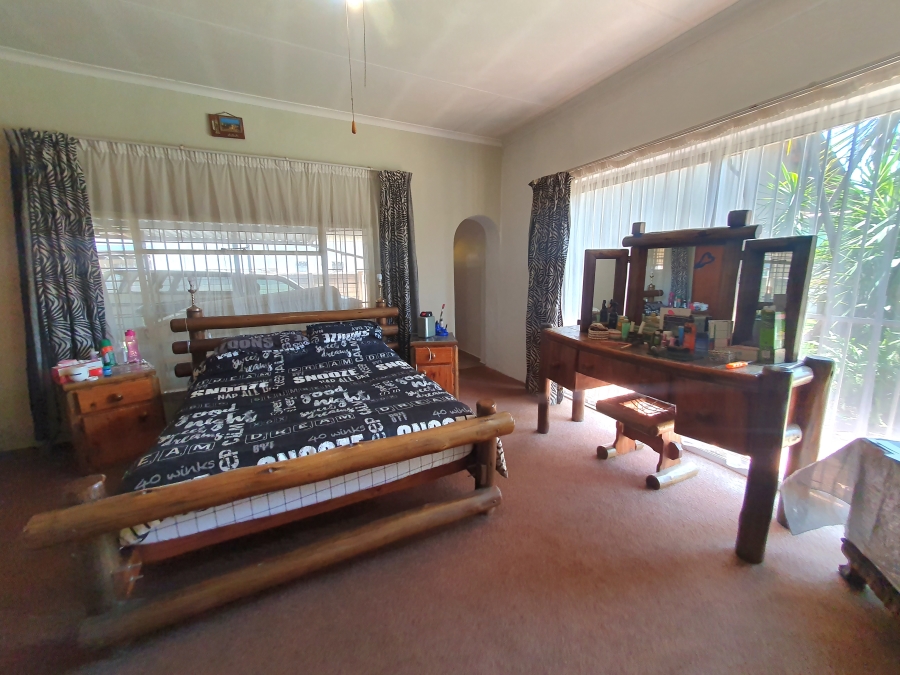 4 Bedroom Property for Sale in Pretoria Gardens Gauteng