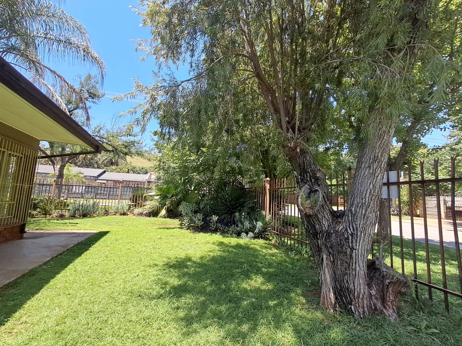 4 Bedroom Property for Sale in Pretoria Gardens Gauteng
