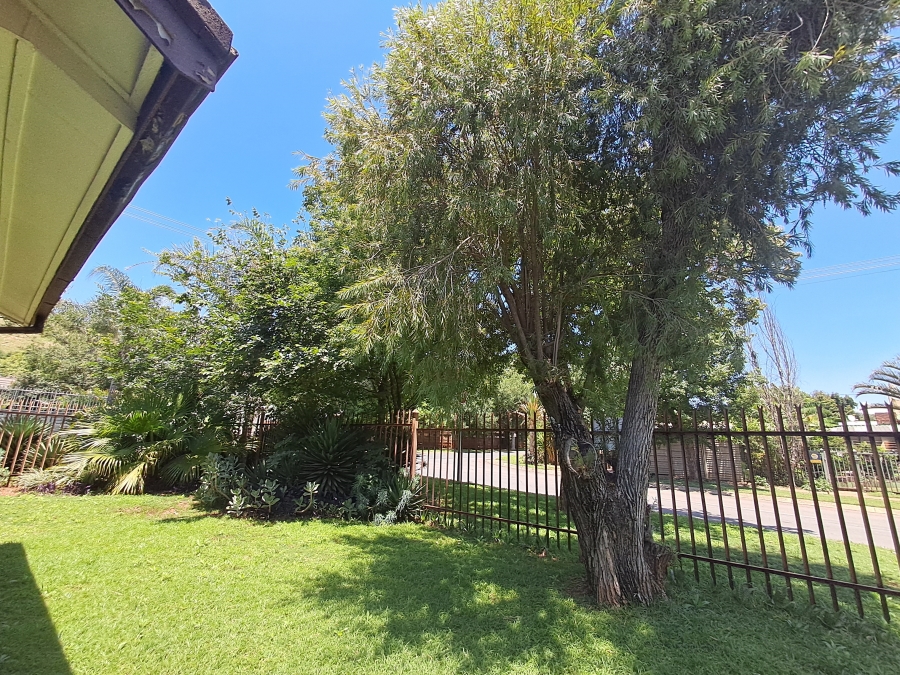 4 Bedroom Property for Sale in Pretoria Gardens Gauteng