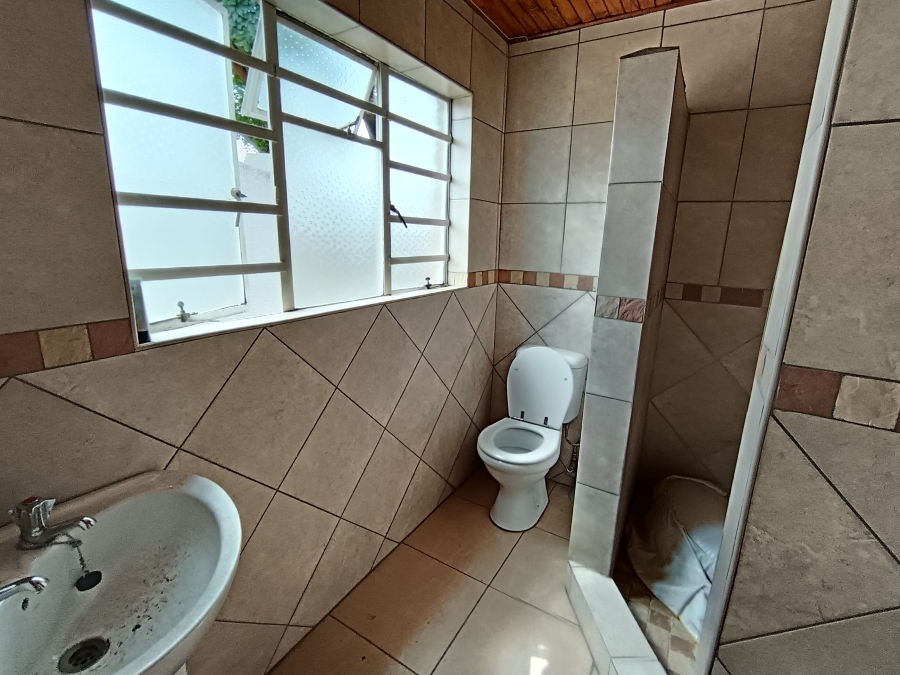 3 Bedroom Property for Sale in Brackenhurst Gauteng