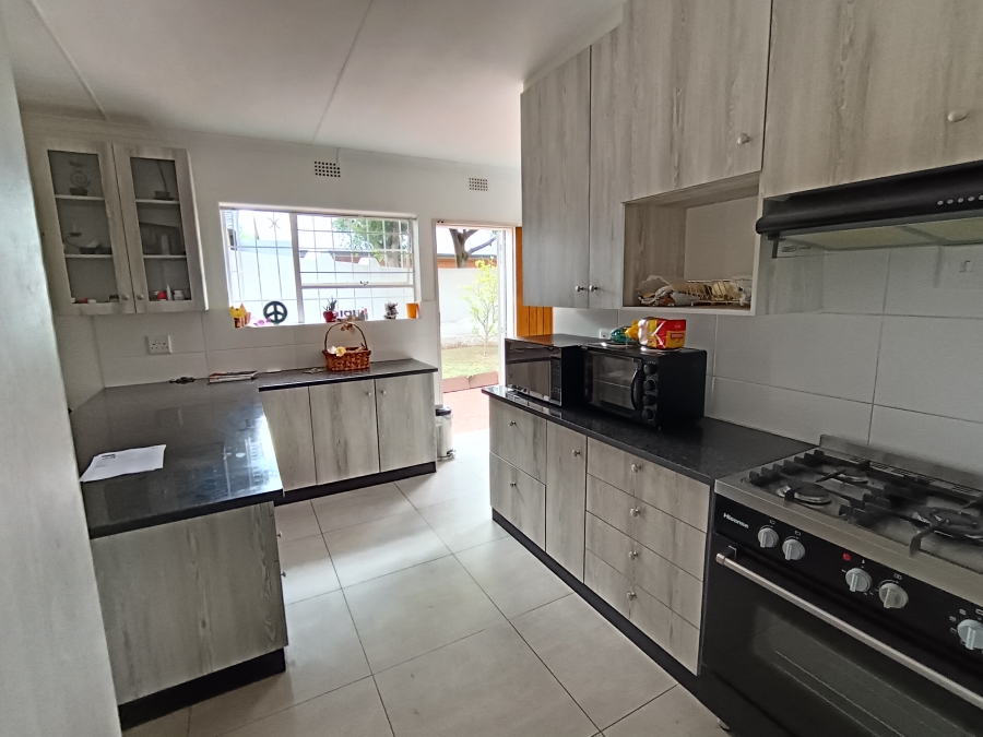 3 Bedroom Property for Sale in Brackenhurst Gauteng