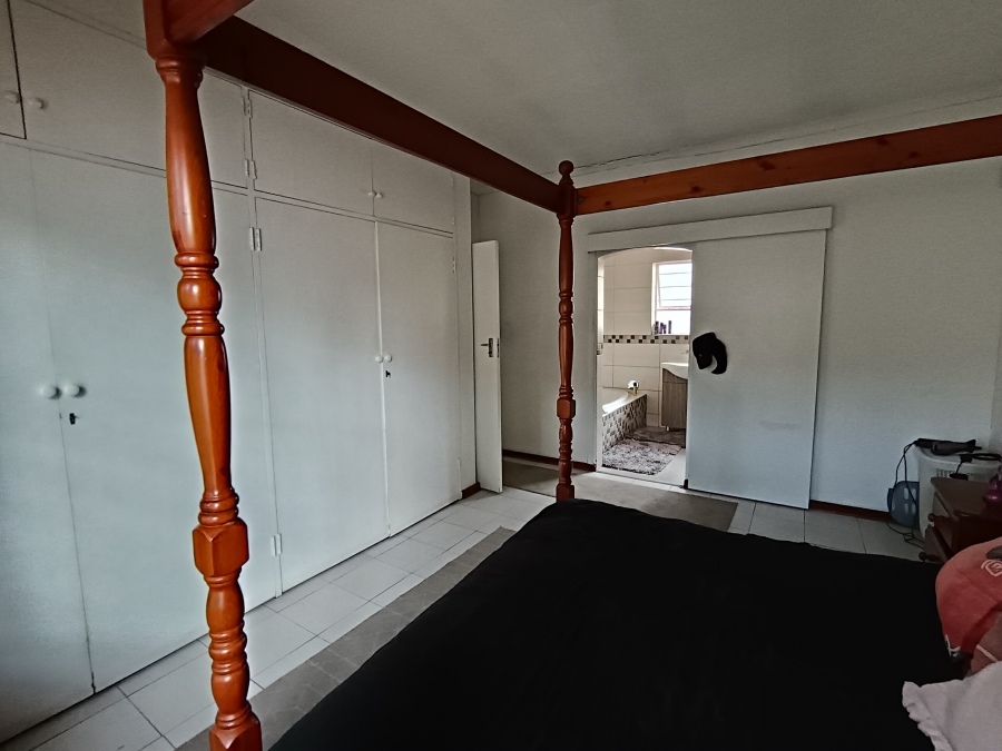 3 Bedroom Property for Sale in Brackenhurst Gauteng