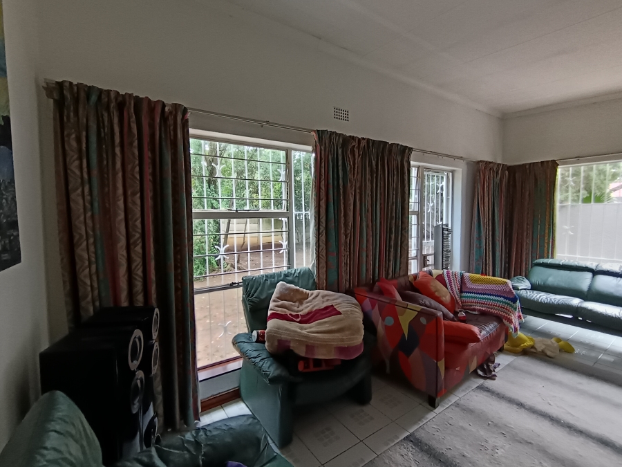 3 Bedroom Property for Sale in Brackenhurst Gauteng