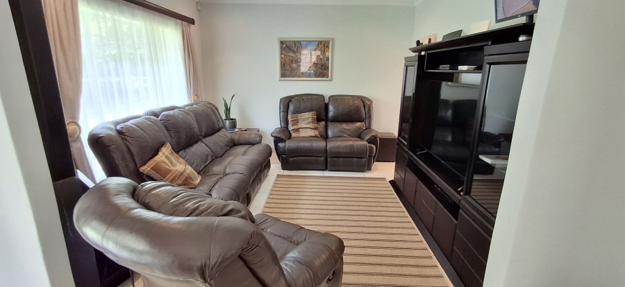 3 Bedroom Property for Sale in Waverley Gauteng