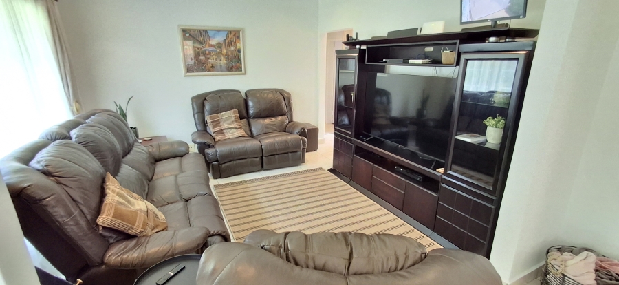 3 Bedroom Property for Sale in Waverley Gauteng