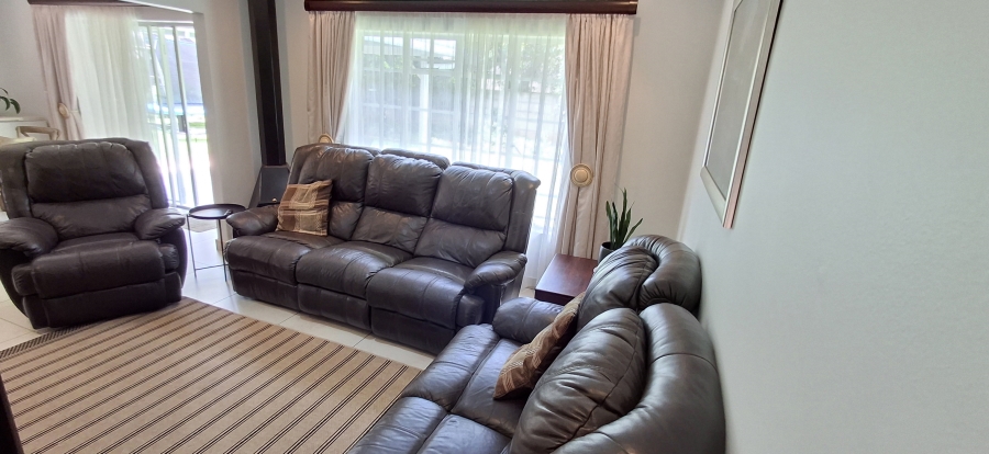 3 Bedroom Property for Sale in Waverley Gauteng