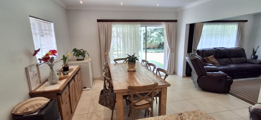 3 Bedroom Property for Sale in Waverley Gauteng