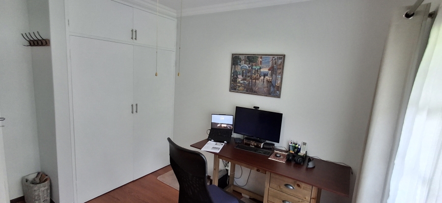 3 Bedroom Property for Sale in Waverley Gauteng