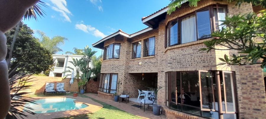 4 Bedroom Property for Sale in Silver Lakes Gauteng