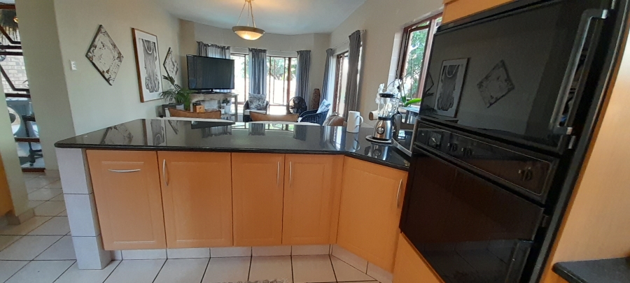 4 Bedroom Property for Sale in Silver Lakes Gauteng
