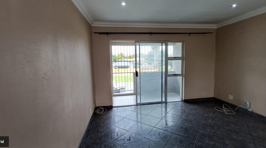 2 Bedroom Property for Sale in Raceview Gauteng
