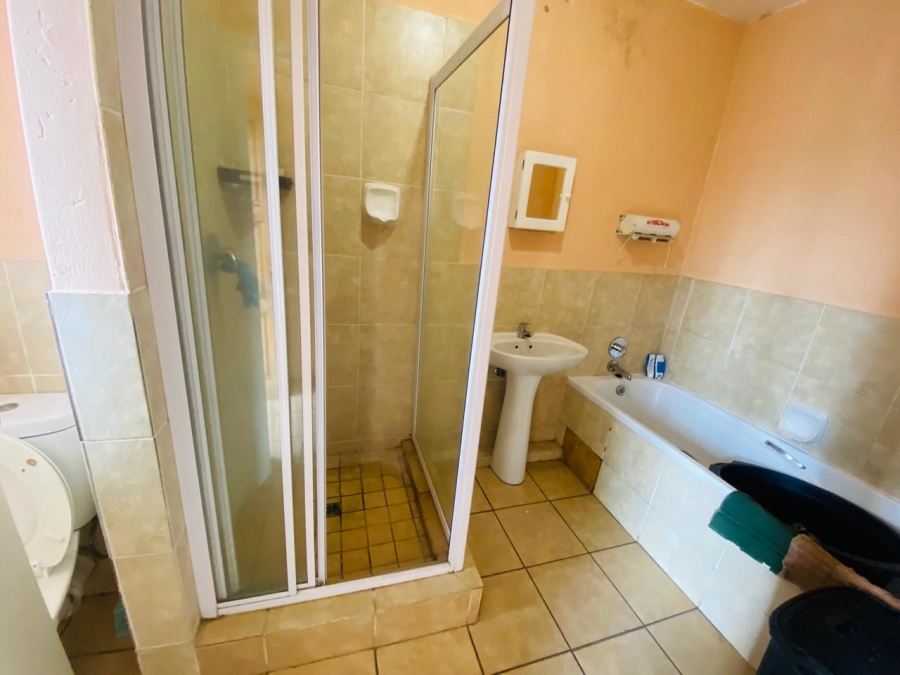 2 Bedroom Property for Sale in Comet Gauteng