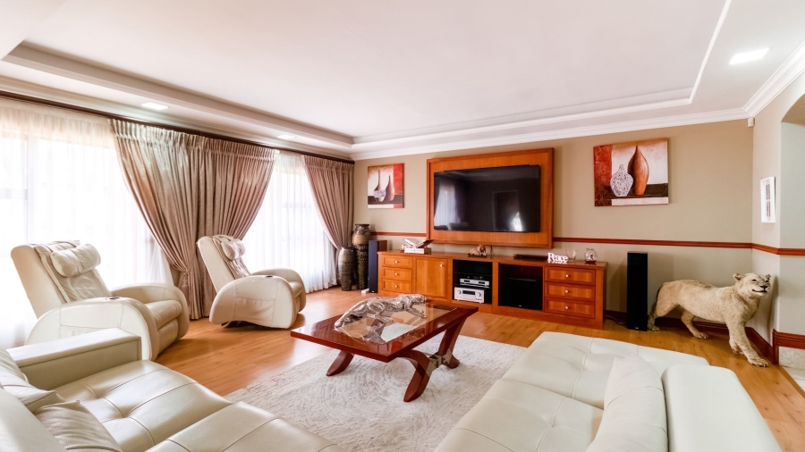 5 Bedroom Property for Sale in Meyersdal Gauteng